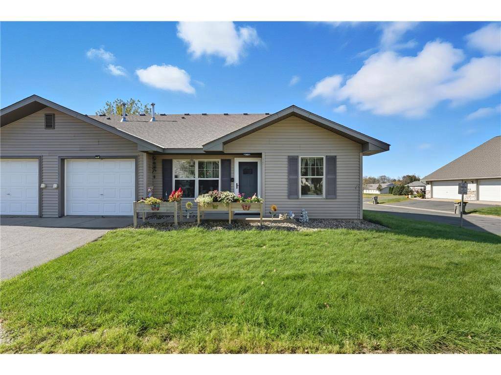 Baldwin, WI 54002,300 Cedar Street #15