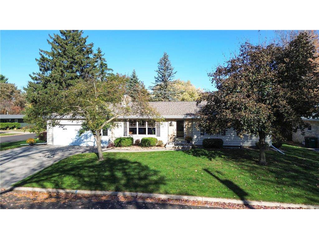 River Falls, WI 54022,1105 Southfork Drive