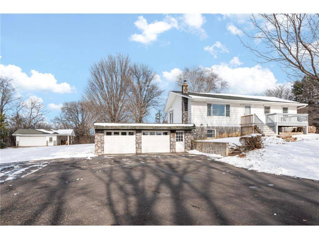 River Falls, WI 54022,806 Glover Road