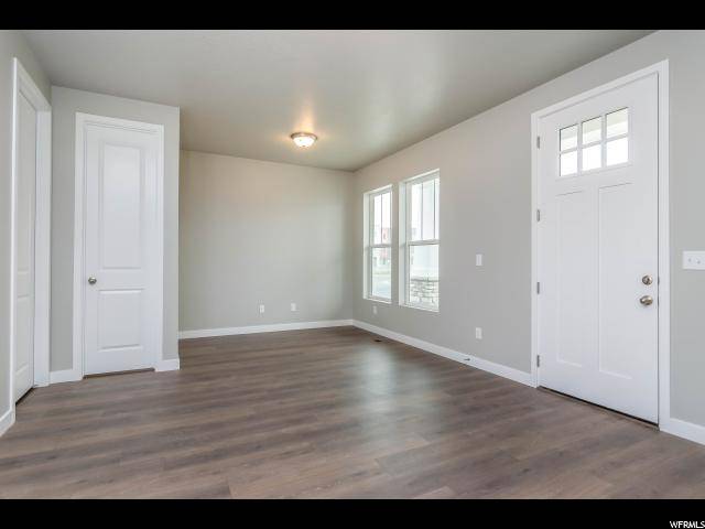 South Jordan, UT 84009,10632 S LAMOND DR #886