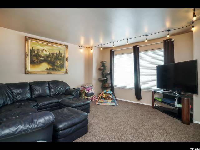 South Ogden, UT 84403,889 E 40TH ST #47