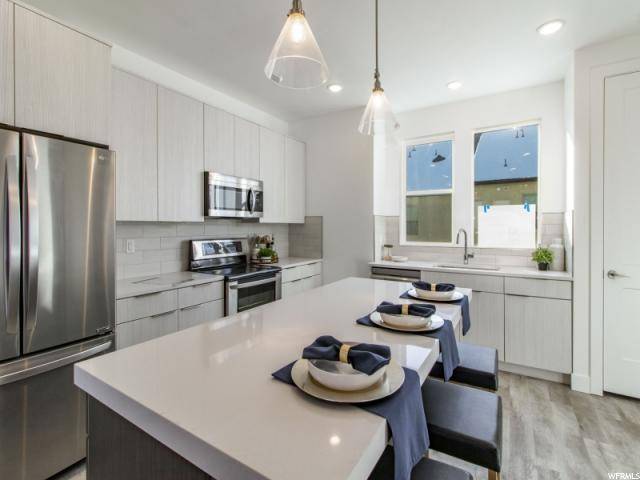 South Jordan, UT 84009,6363 W BIRCH RUN RD #312