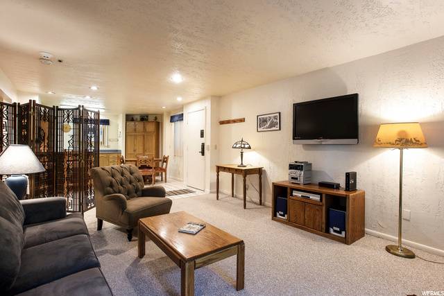 Park City, UT 84060,401 SILVER KING DR #1