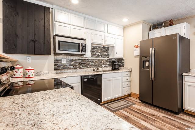 Sandy, UT 84094,10109 S PEONY WAY