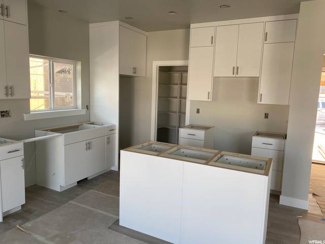 Eagle Mountain, UT 84005,4167 N CEDAR VALLEY DR #215