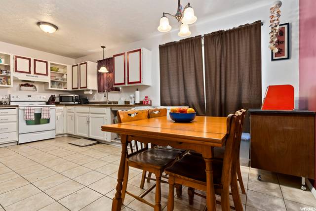 Magna, UT 84044,8925 W HELEN CIR