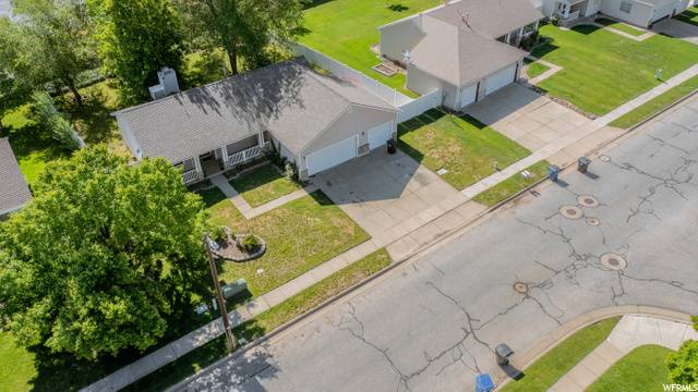 Kaysville, UT 84037,220 S CHRISTINE WAY W