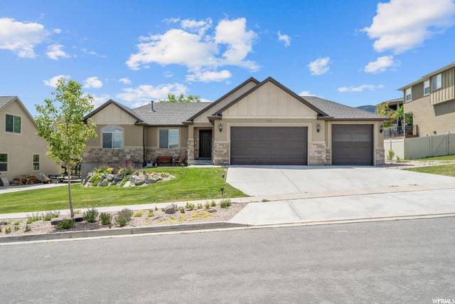Saratoga Springs, UT 84045,141 W HONEYSUCKLE DR
