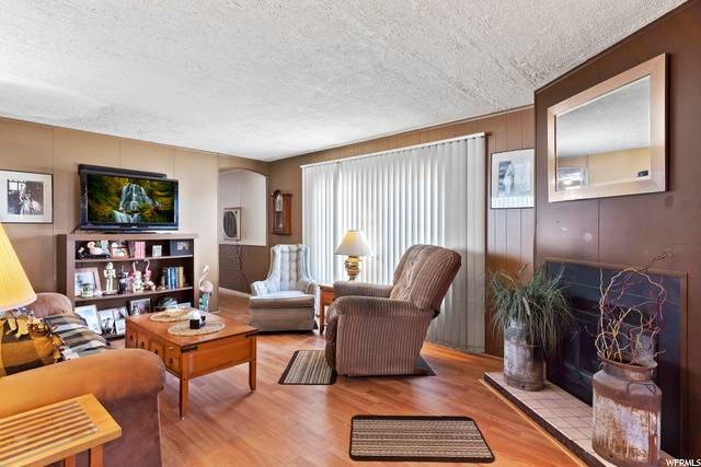 Riverdale, UT 84405,671 W 4400 S #19