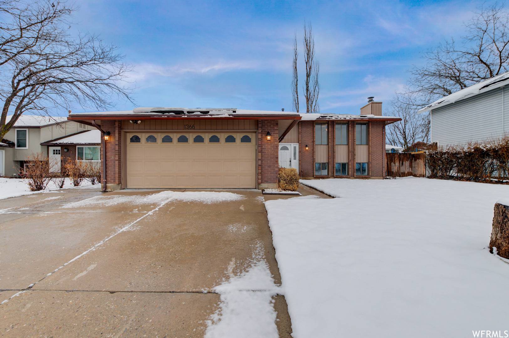 South Ogden, UT 84405,1366 E 5850 S