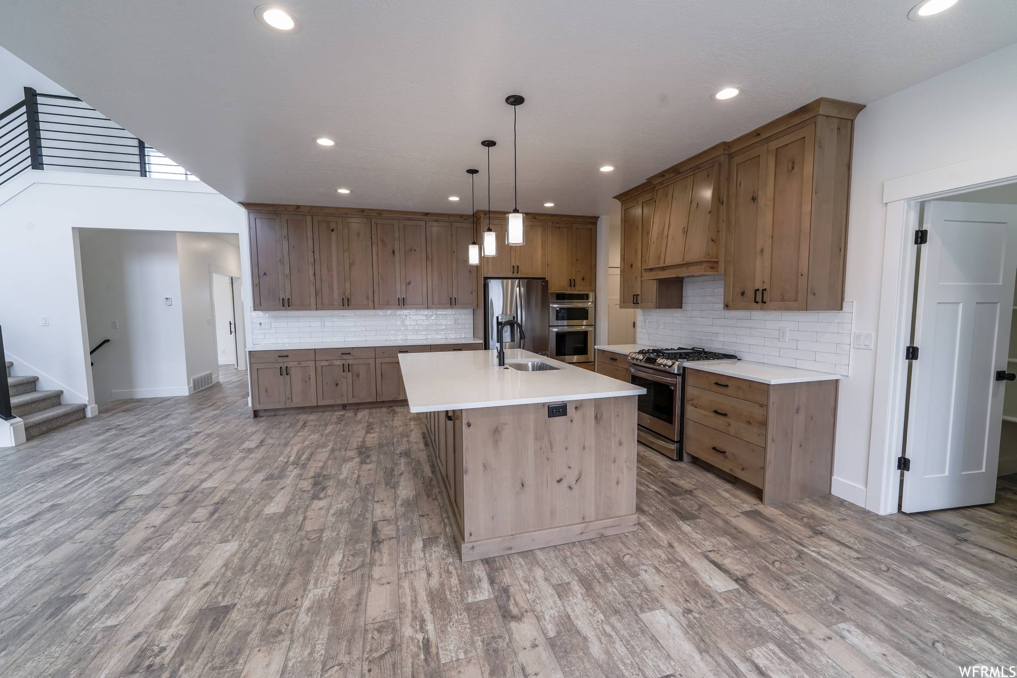 Kaysville, UT 84037,648 E 100 N