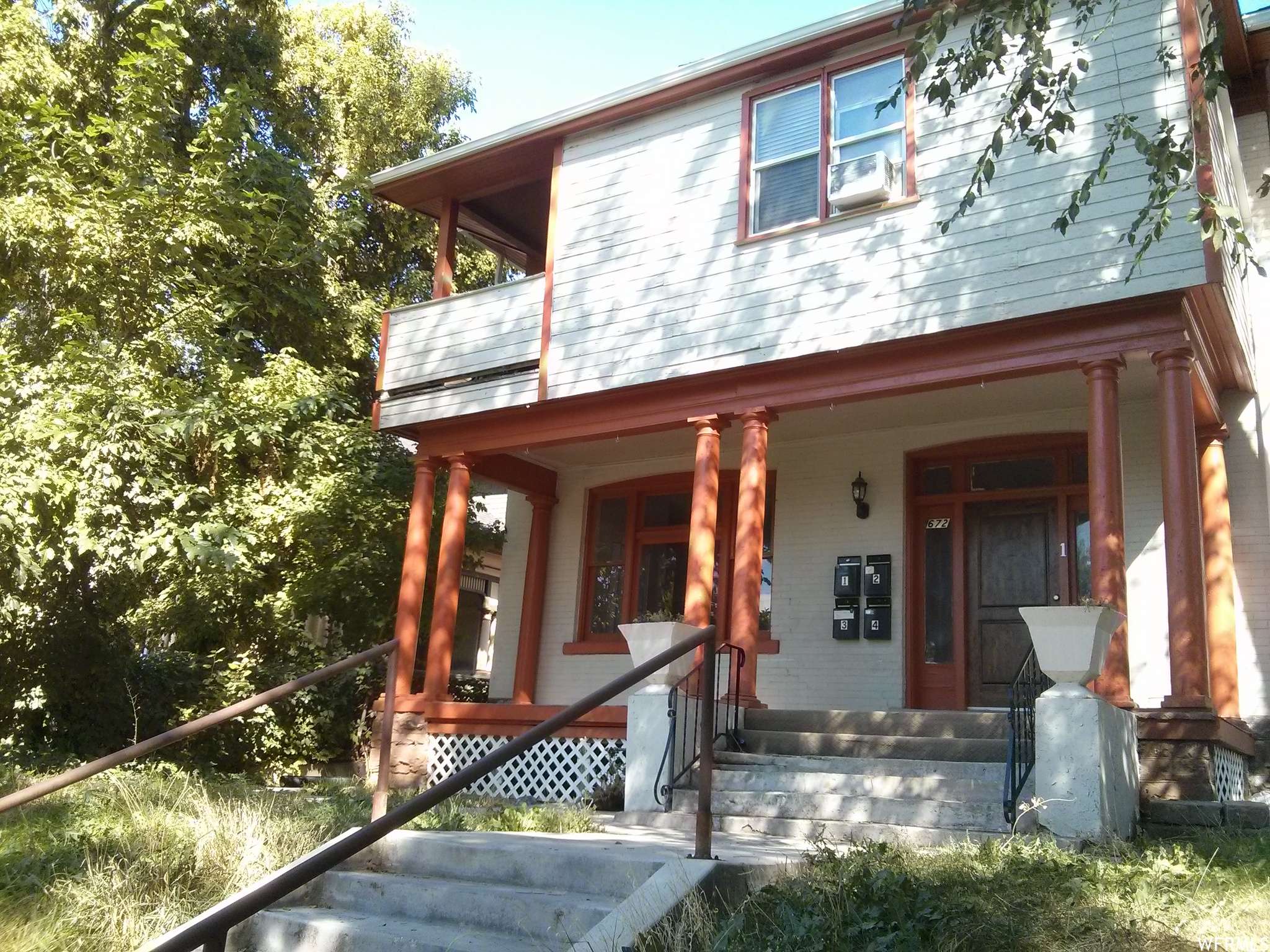 Salt Lake City, UT 84103,672 N 200 W