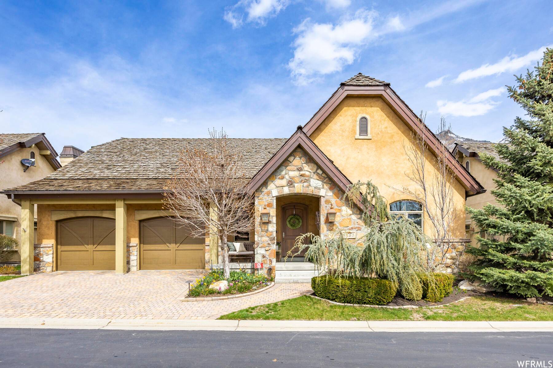 Cottonwood Heights, UT 84093,8283 BAVARIAN CT