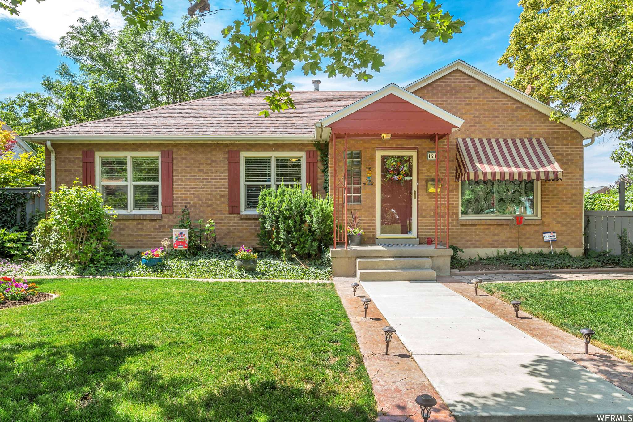 Midvale, UT 84047,121 W GARDEN VIEW DR.