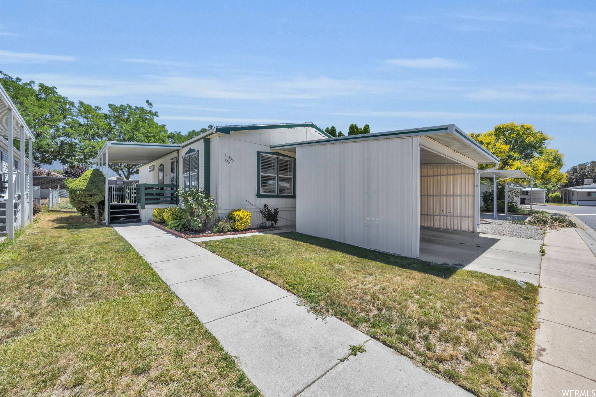 Sandy, UT 84070,11355 S HIDDEN VIEW DR E #105