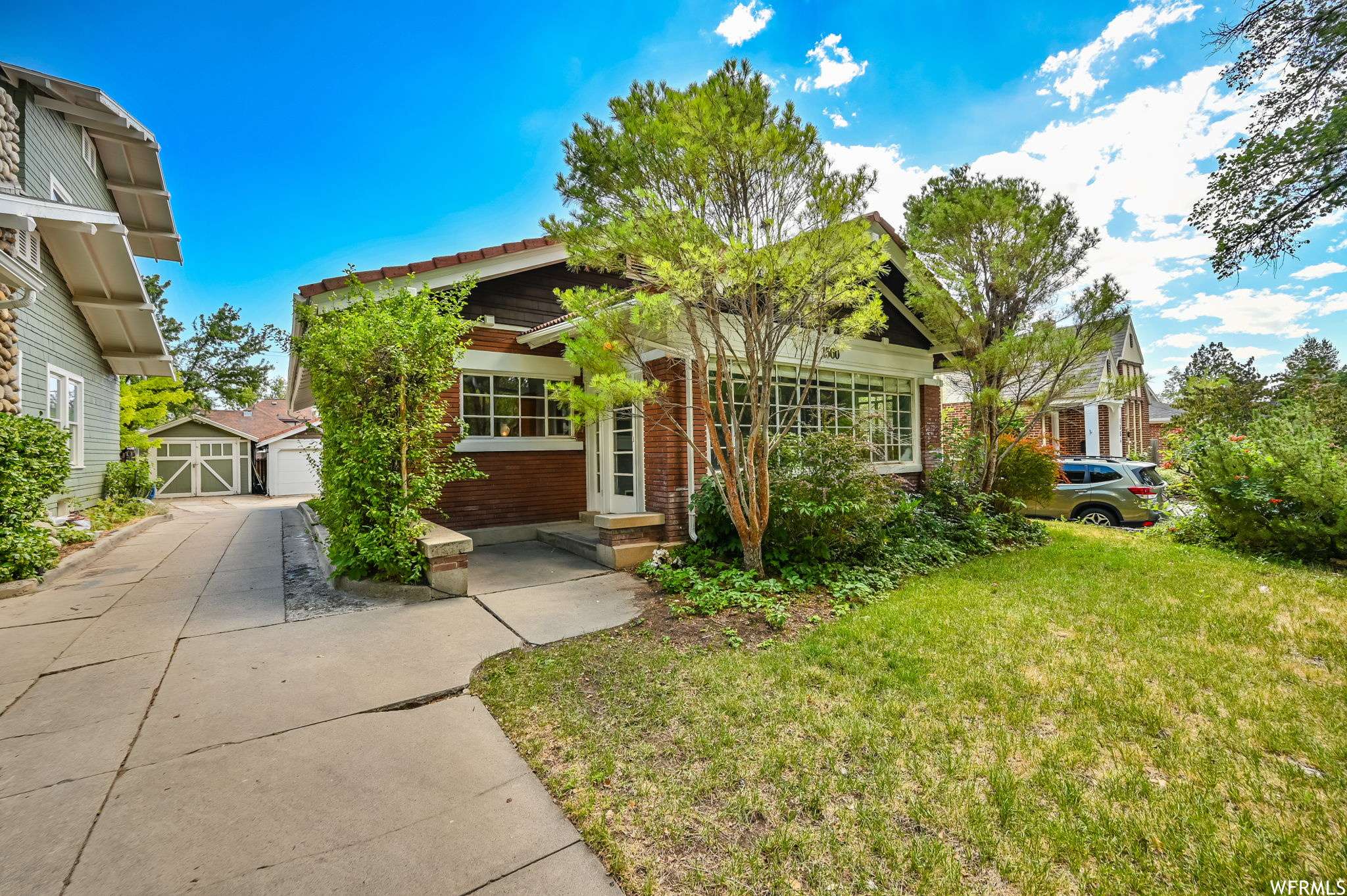 Salt Lake City, UT 84105,1560 E HARRISON AVE S