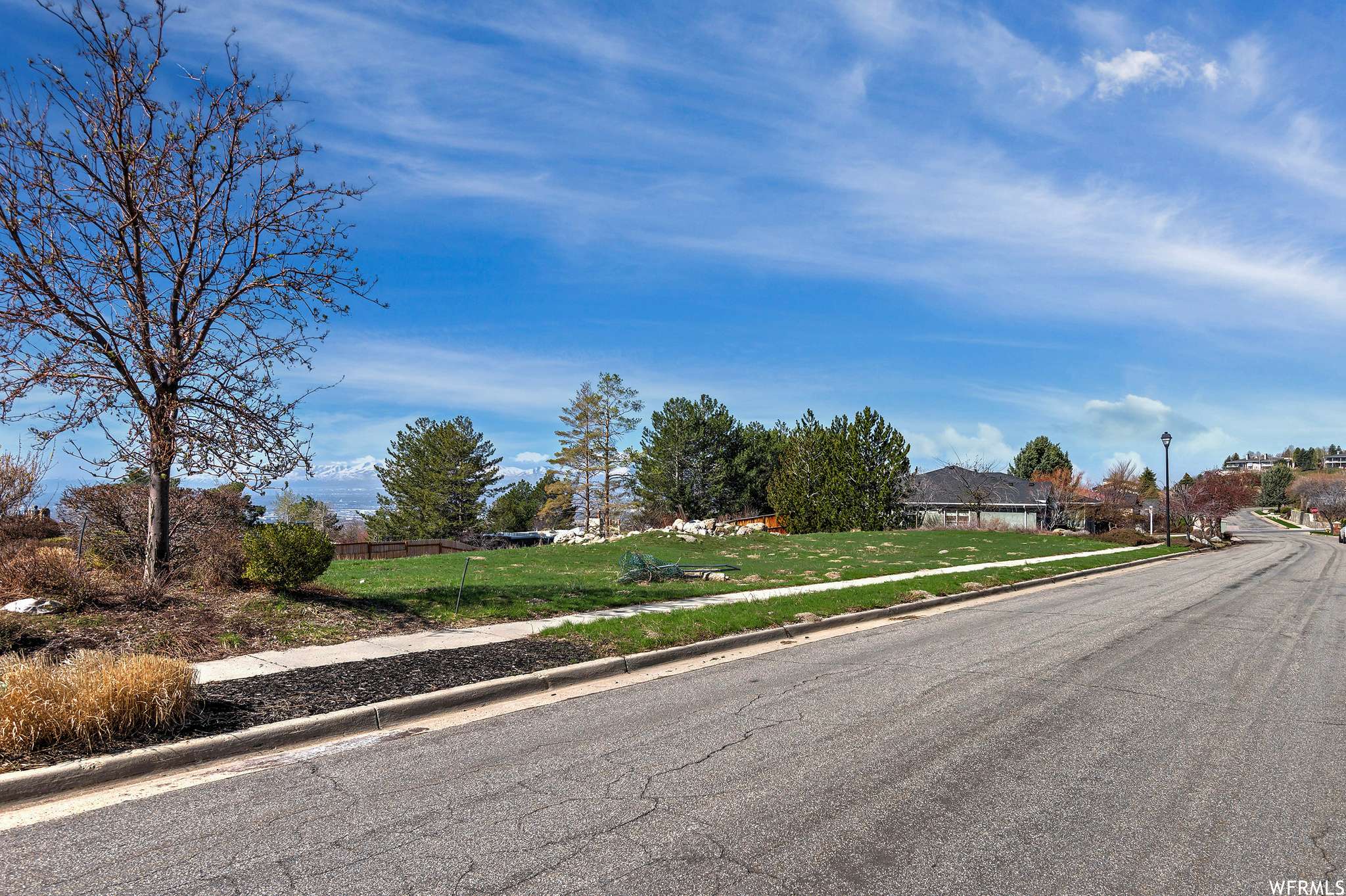 Salt Lake City, UT 84103,1348 E PERRYS HOLLOW RD N