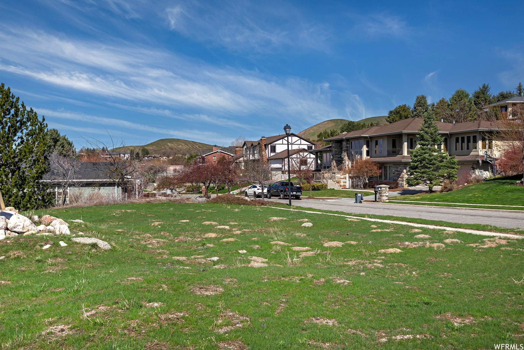 Salt Lake City, UT 84103,1348 E PERRYS HOLLOW RD N
