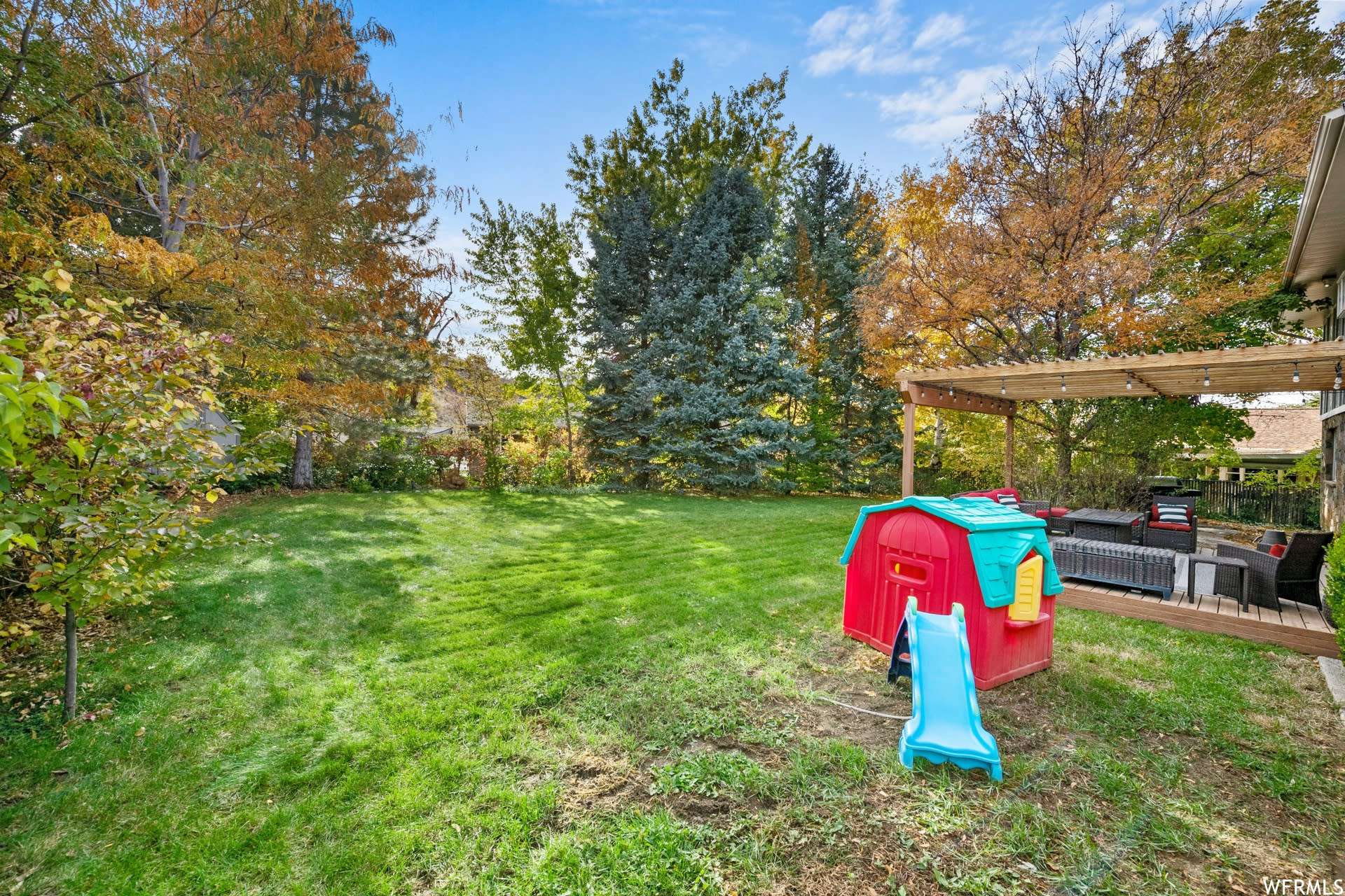 Sandy, UT 84093,2566 E SNOW MOUNTAIN DR S