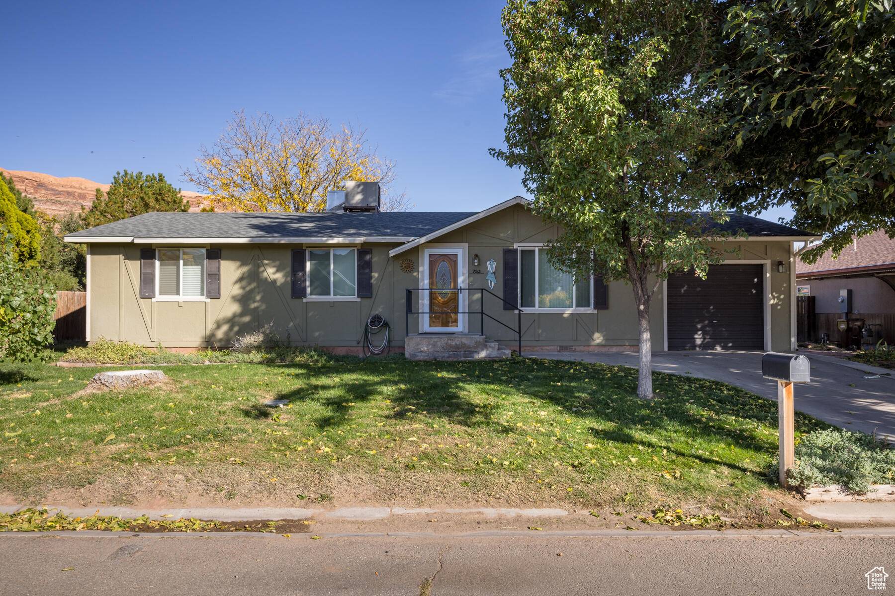 Moab, UT 84532,753 PALISADE DR