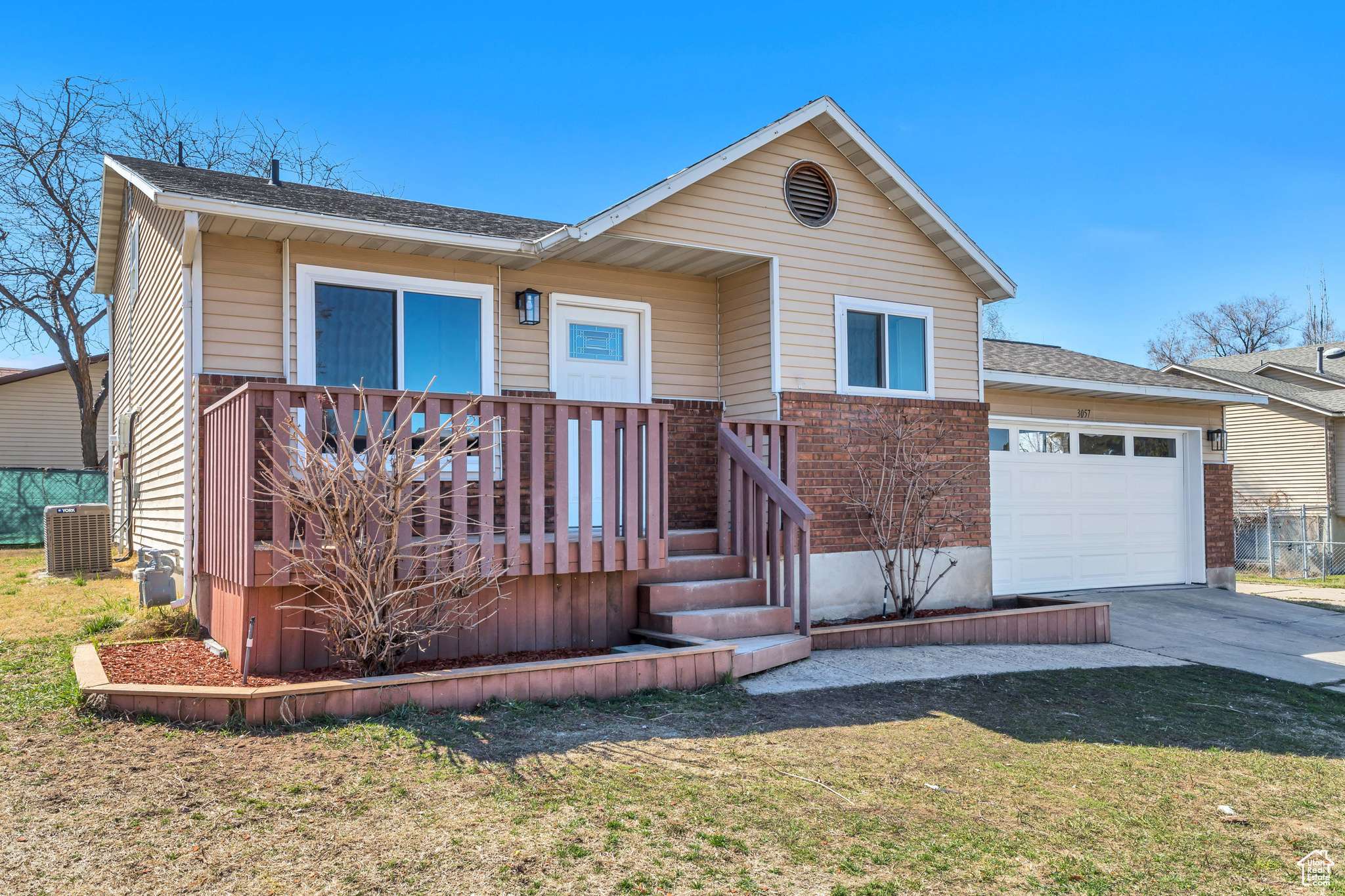 Roy, UT 84067,3057 W 4850 S