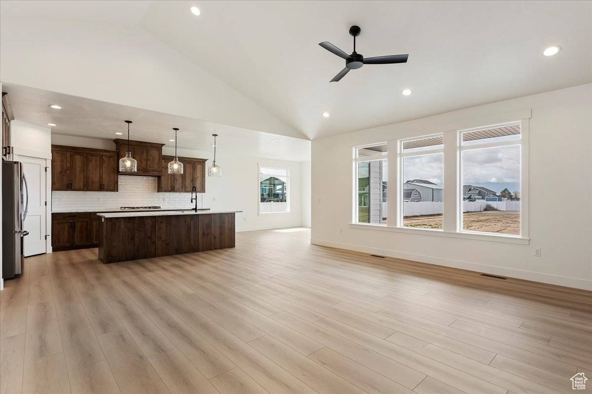 Hooper, UT 84315,3741 S 5600 W