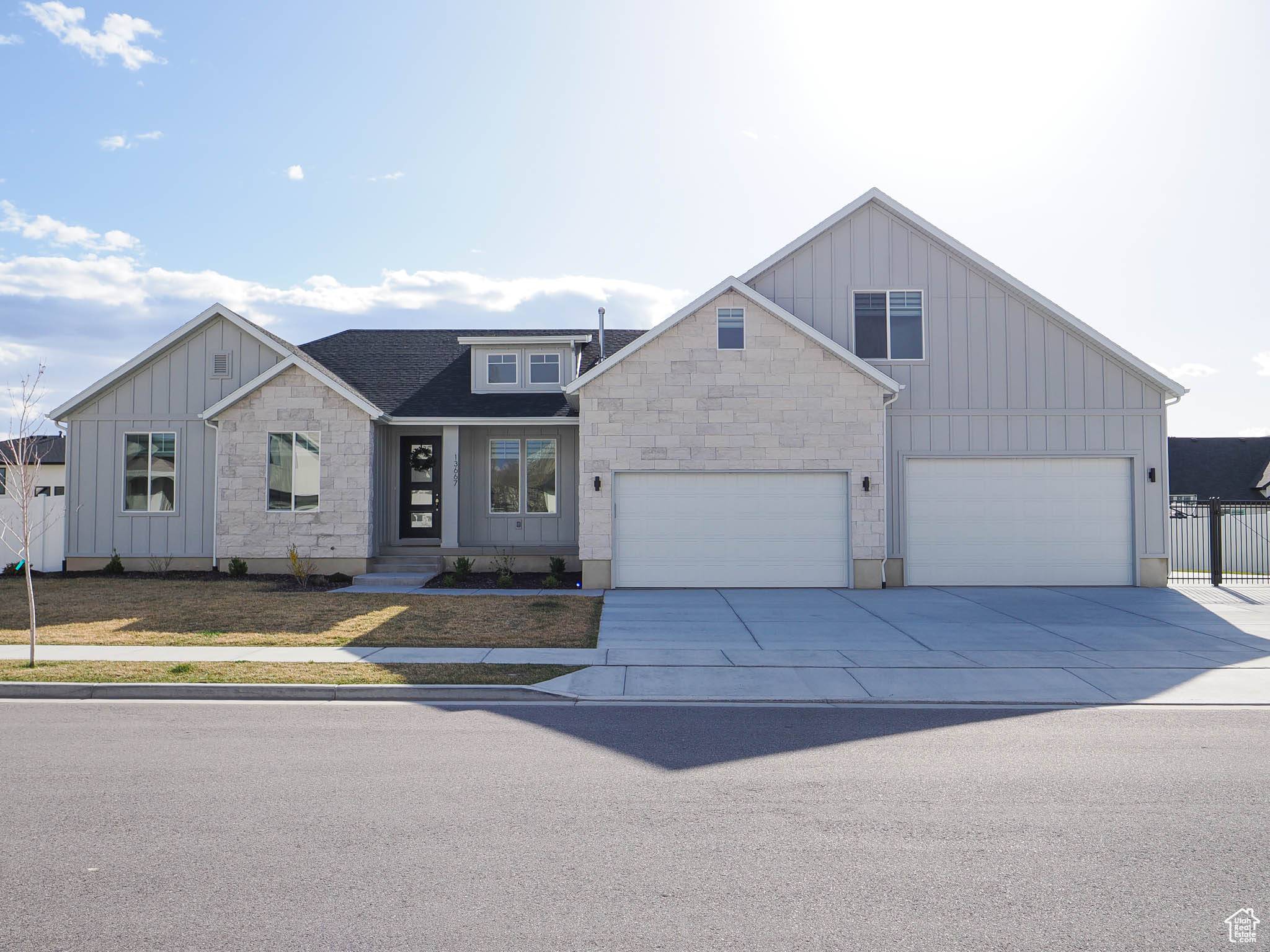 Riverton, UT 84065,13667 S 3870 W