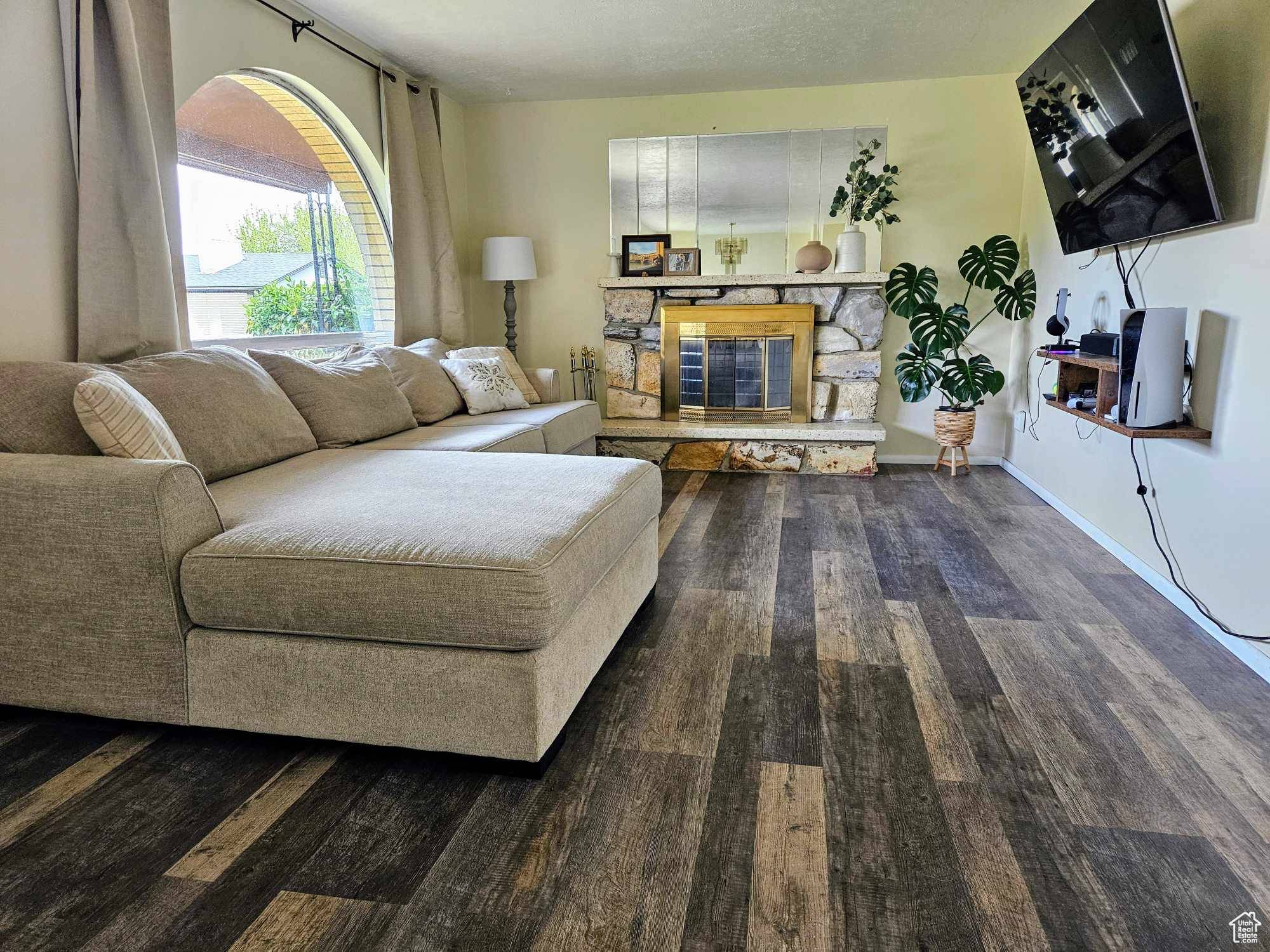 West Valley City, UT 84120,4056 S STILLWATER WAY W