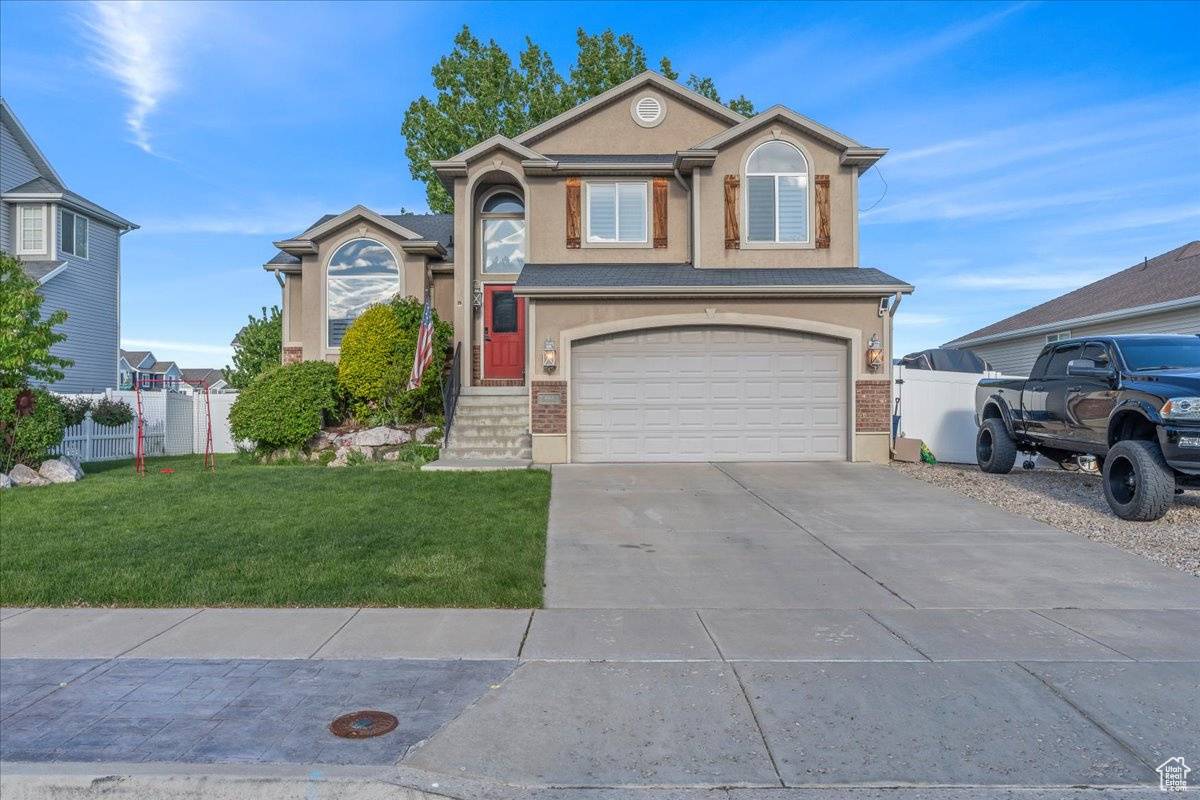 Roy, UT 84067,4115 S 2725 W