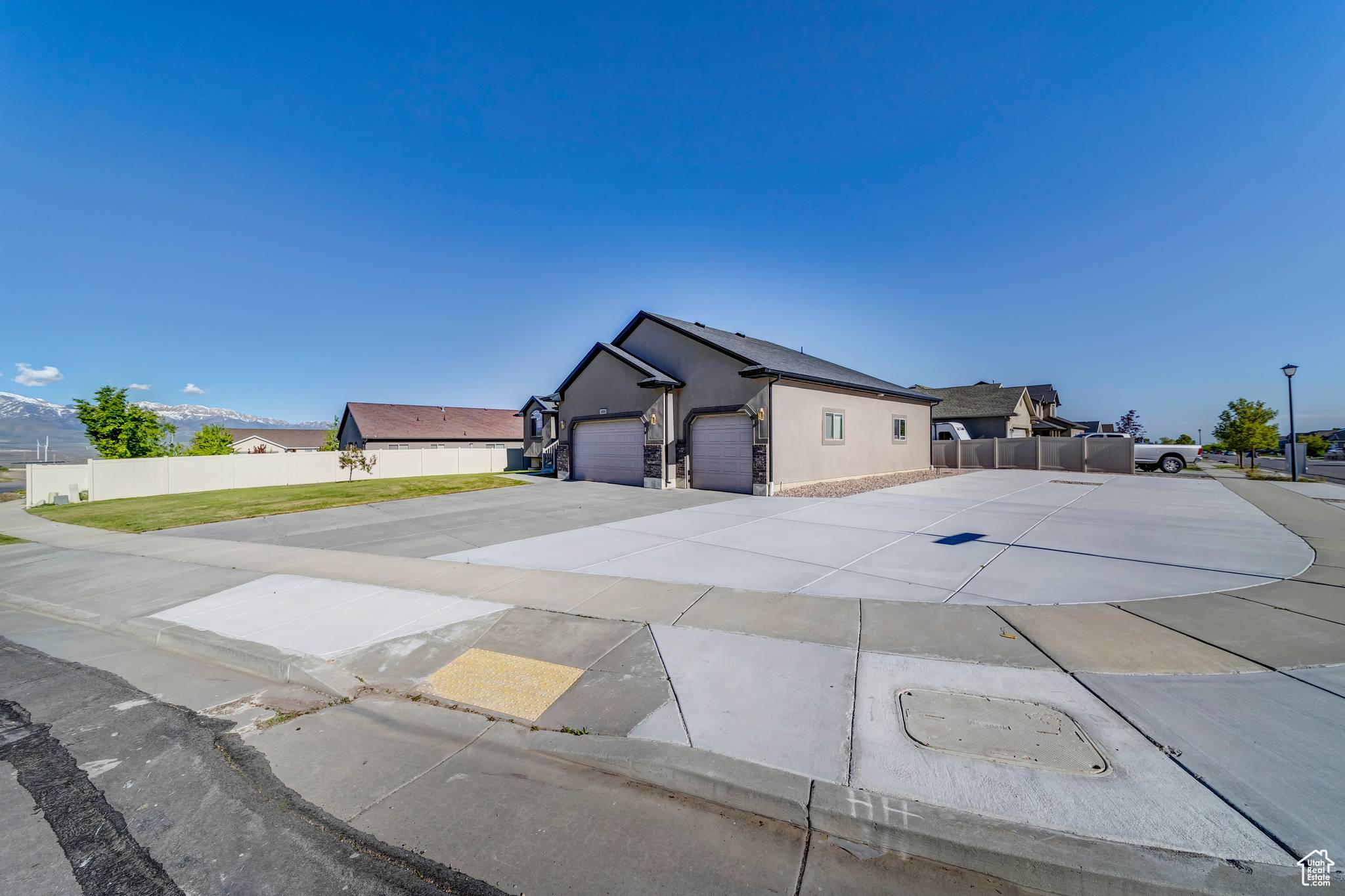 Tooele, UT 84074,1018 W 1220 S