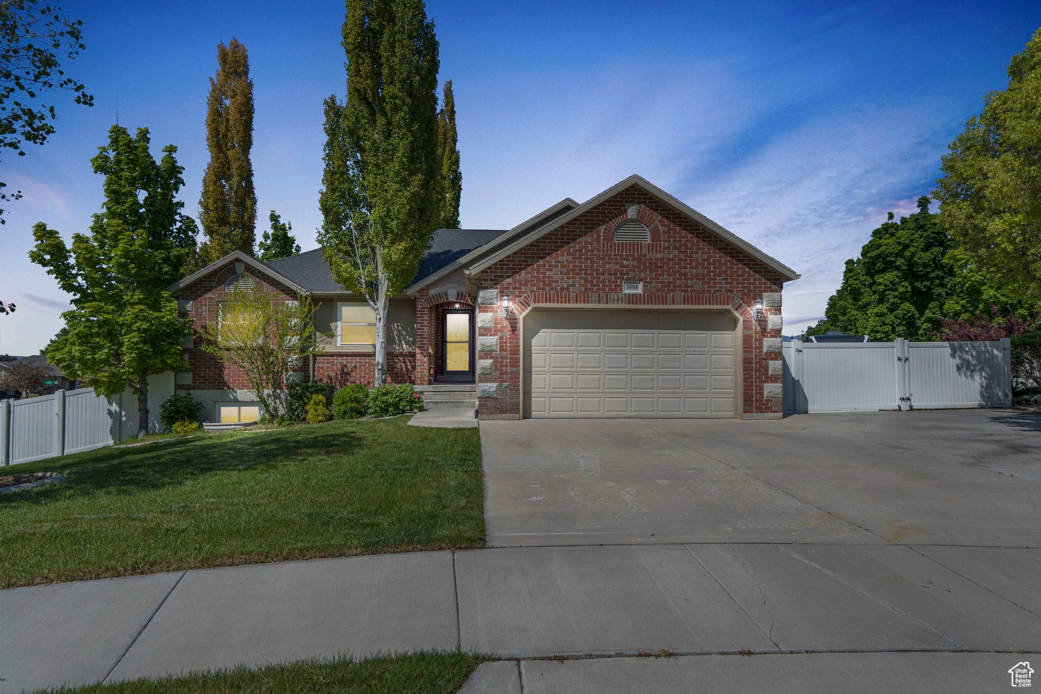 Herriman, UT 84096,5098 W YELLOW SAGE CT S