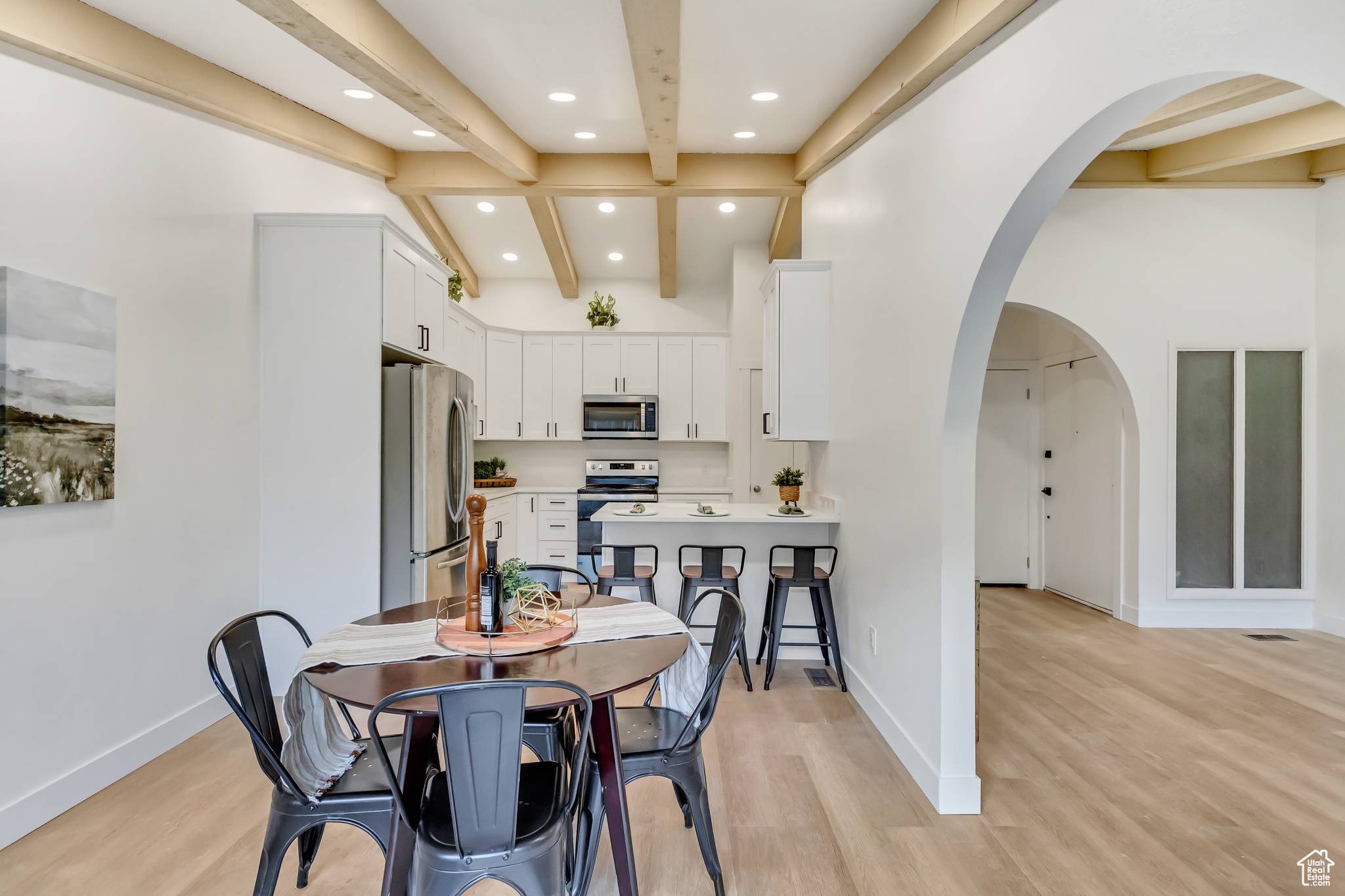 Ogden, UT 84404,1384 MILLCREEK DR #4