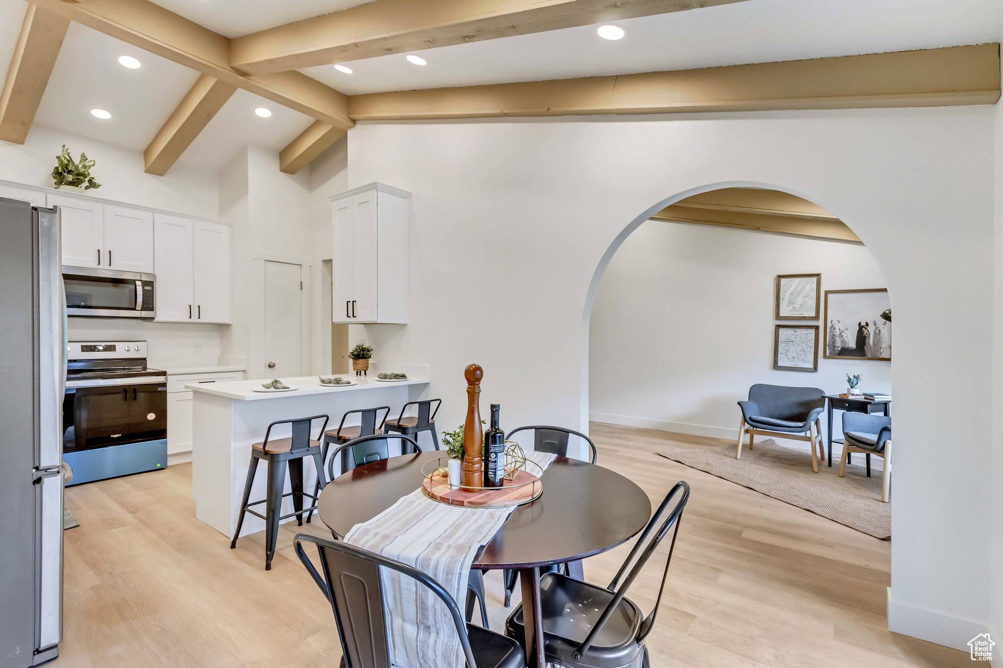 Ogden, UT 84404,1384 MILLCREEK DR #4