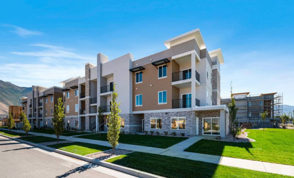 Spanish Fork, UT 84660,2303 E 830 S #6