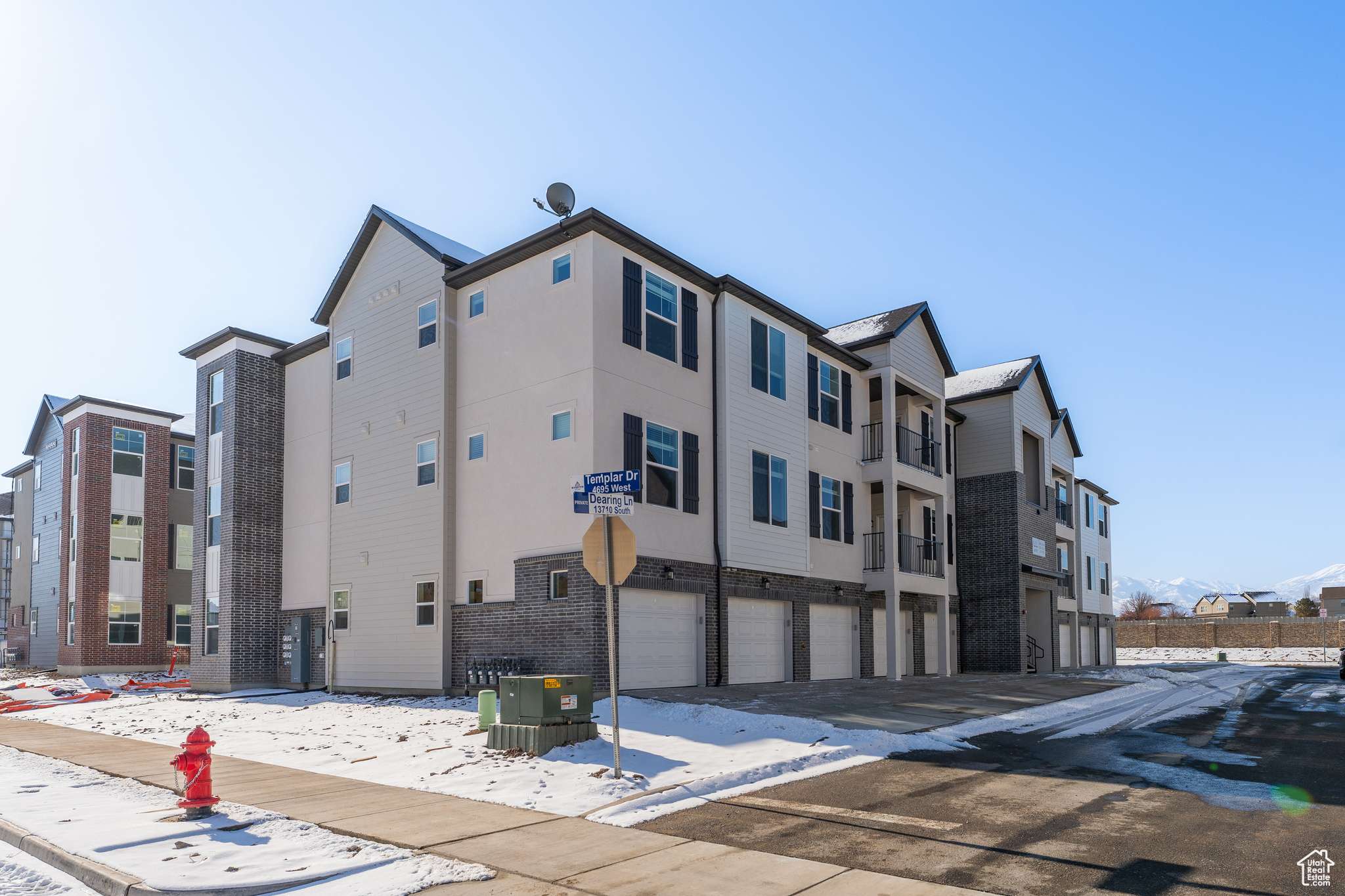 Riverton, UT 84096,4715 W DEARING LN #LL204