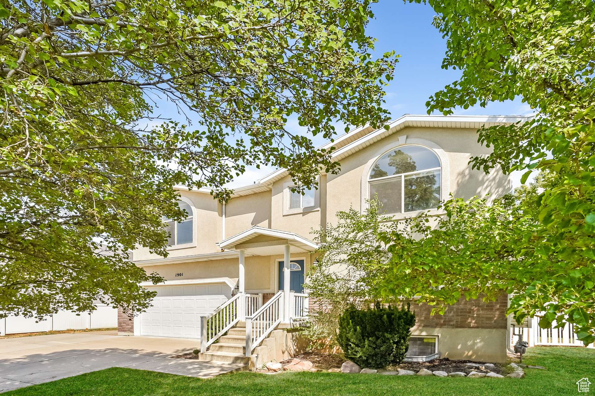 Syracuse, UT 84075,1901 S 1730 W