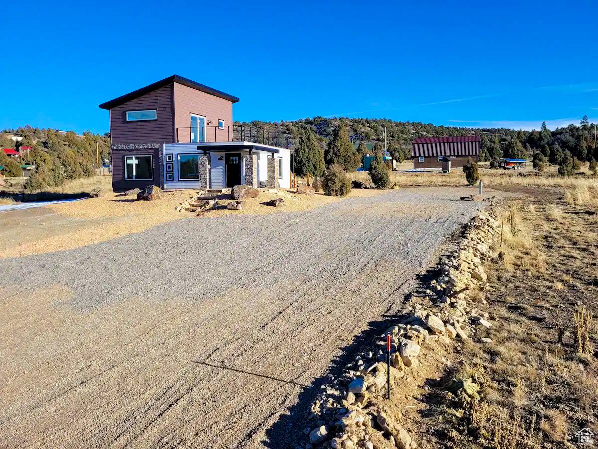 Alton, UT 84710,100 E SENECA CT E