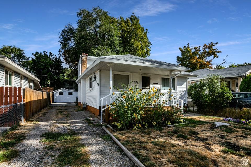Salt Lake City, UT 84115,207 E BROWNING AVE