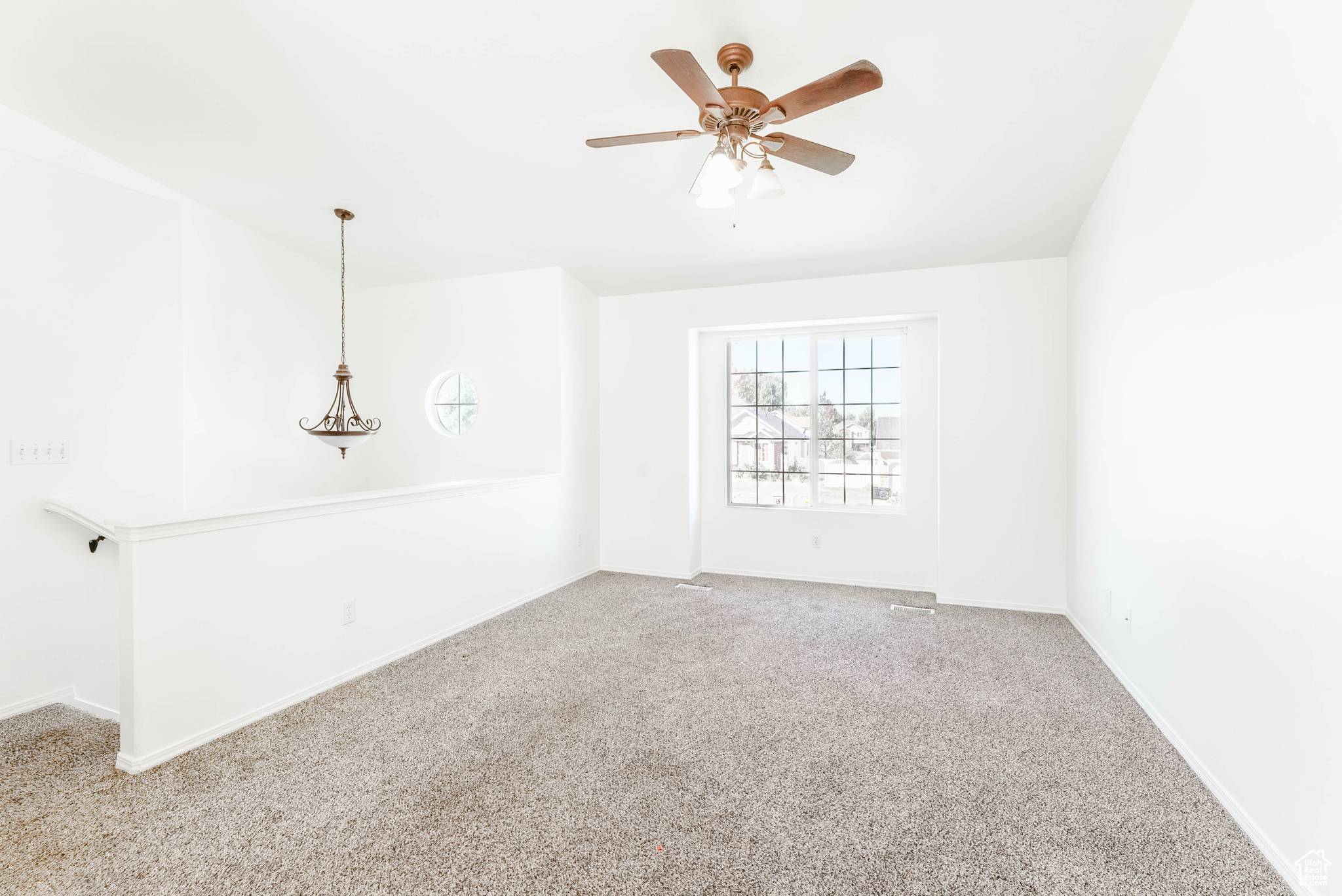 Clinton, UT 84015,1136 N 1060 W