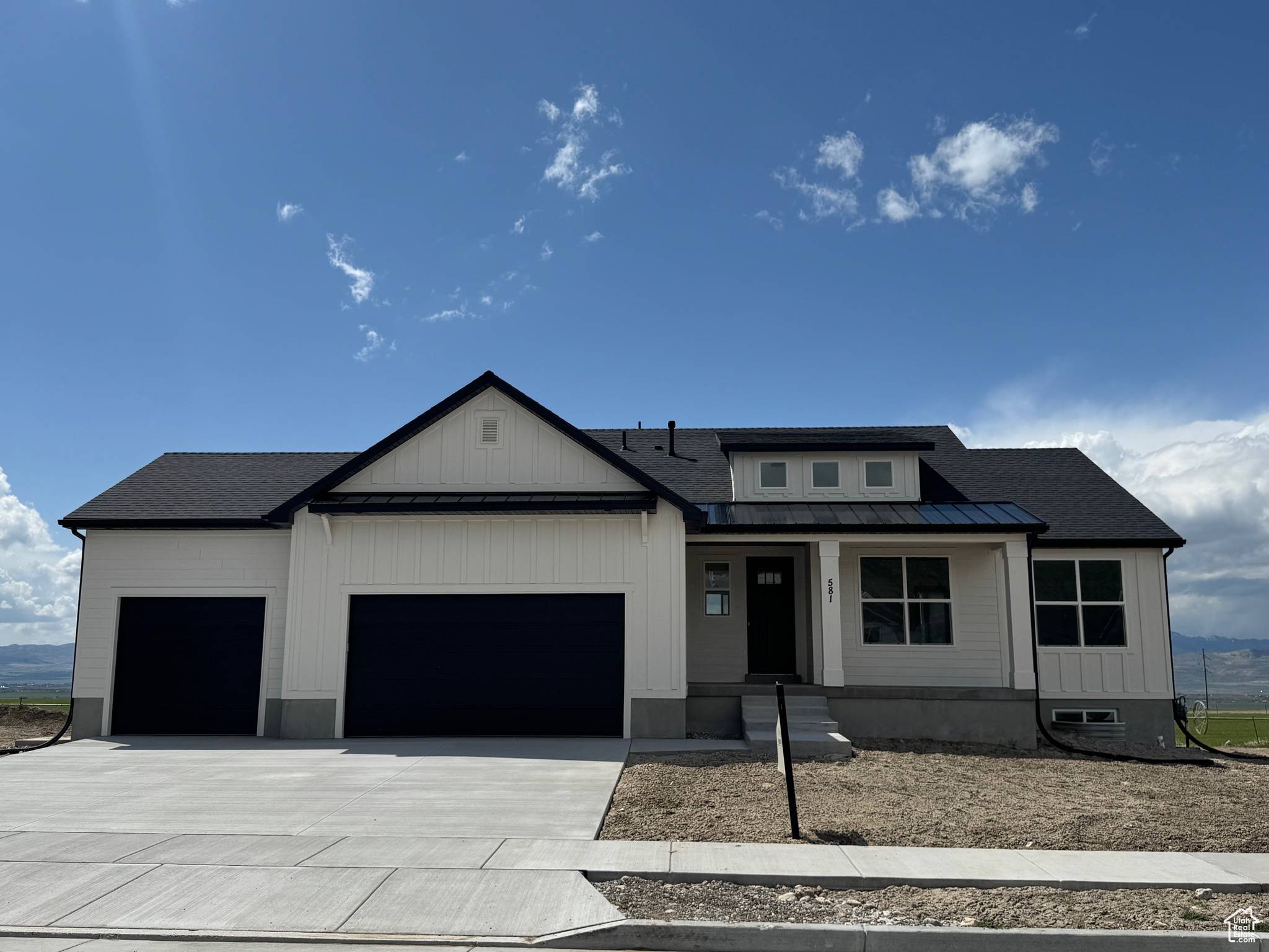 Smithfield, UT 84335,581 N 510 E