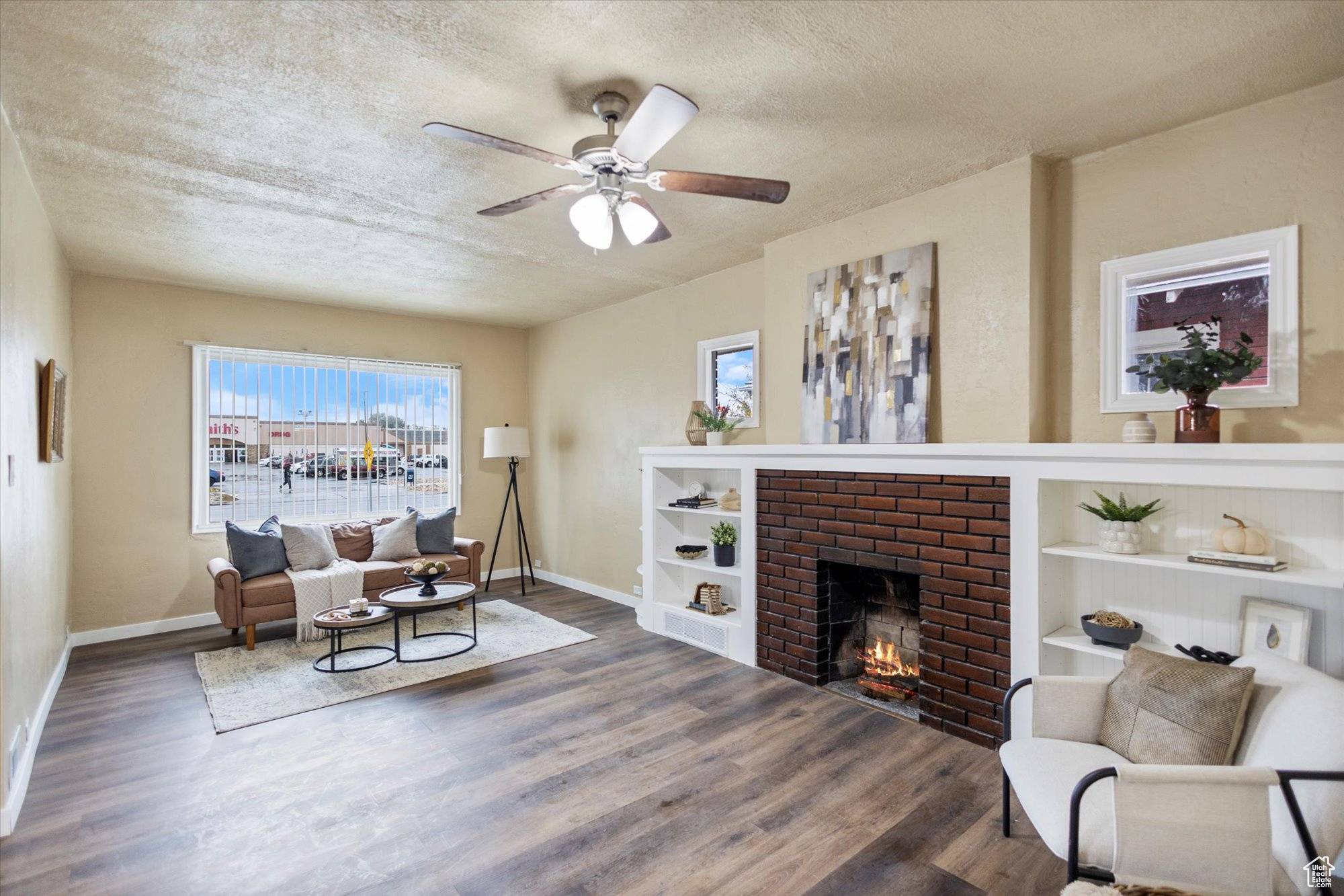 Salt Lake City, UT 84104,825 S 900 W