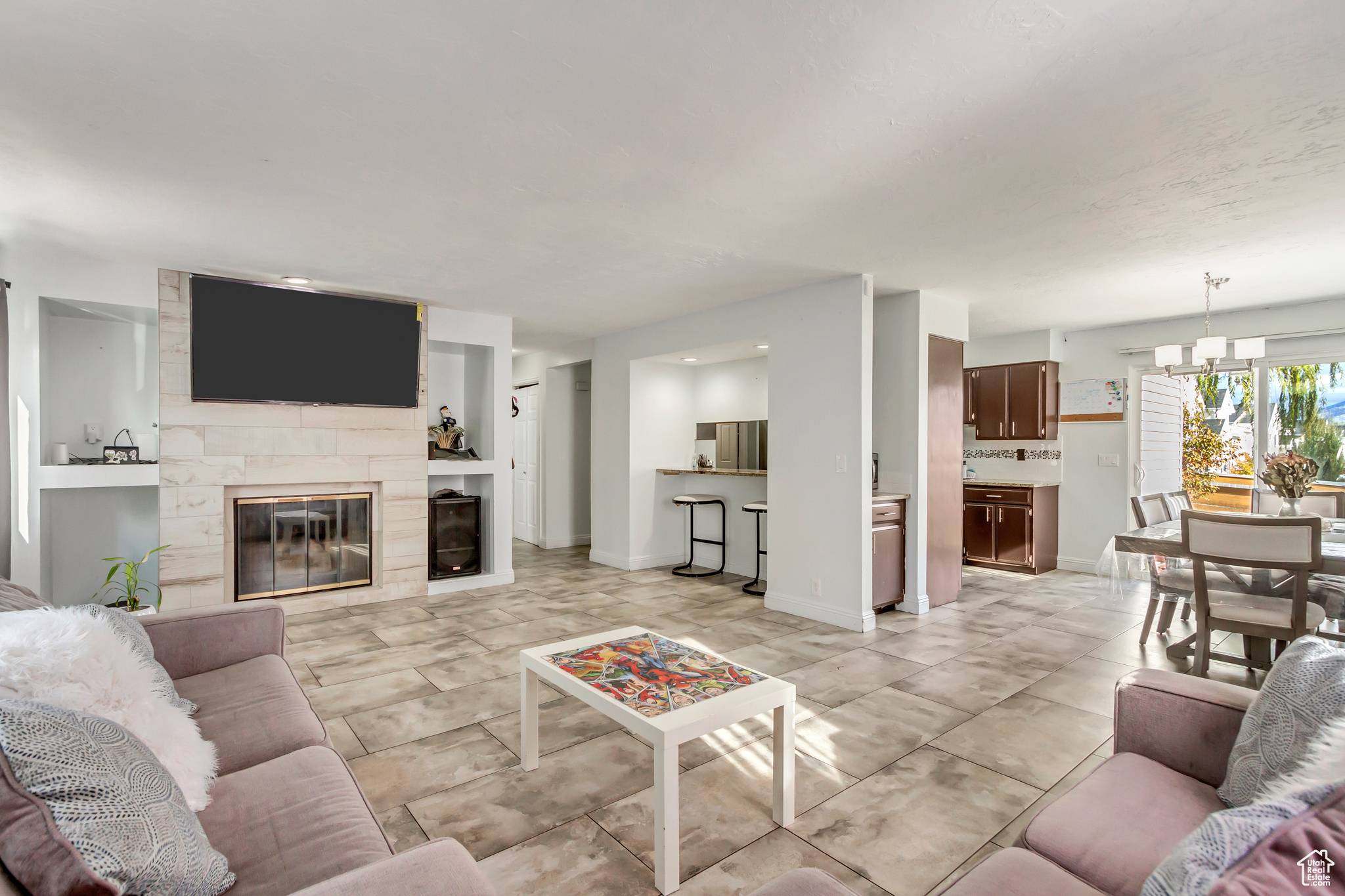 West Valley City, UT 84119,4407 S ROXBOROUGH ST W