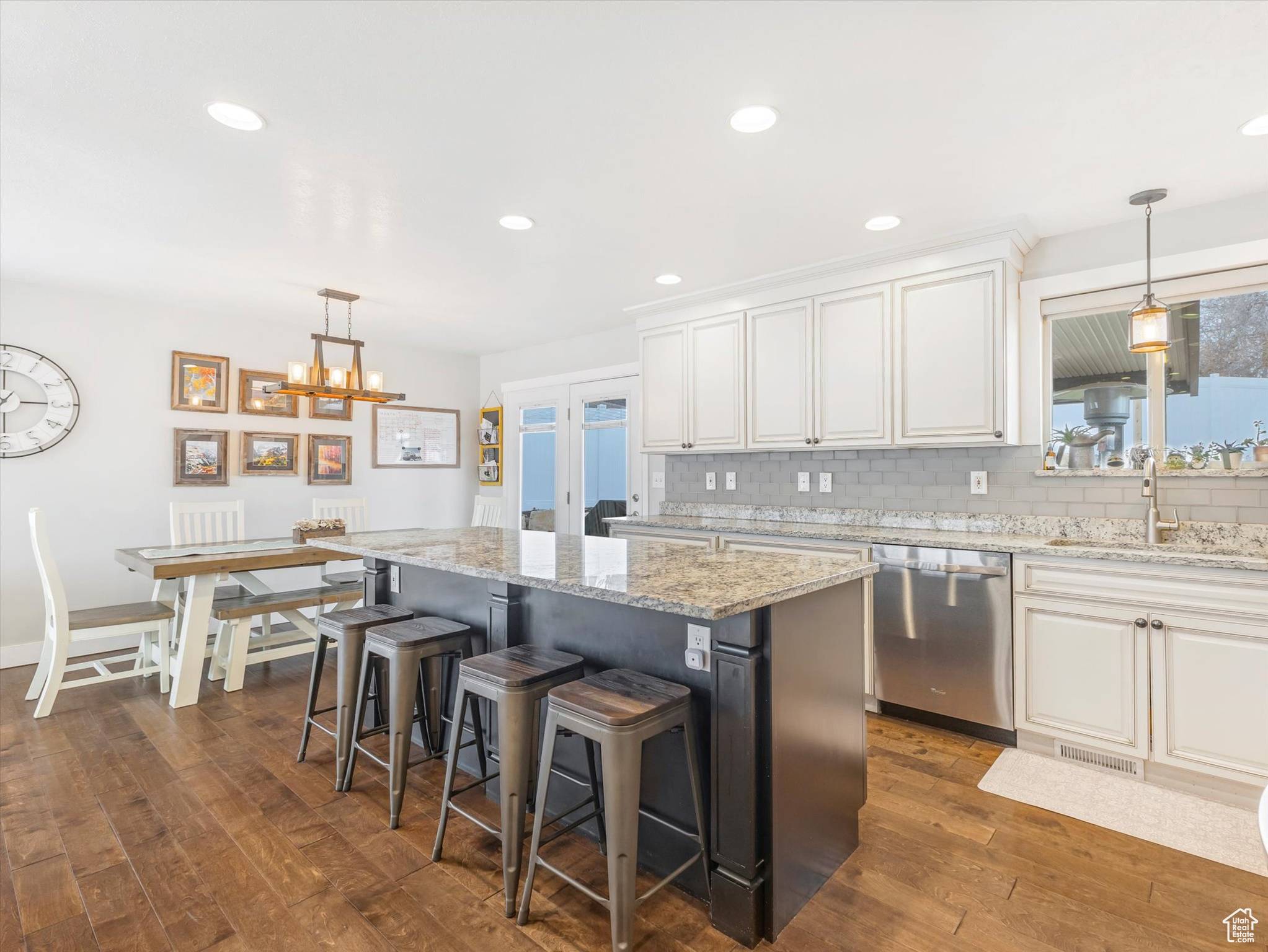 North Salt Lake, UT 84054,242 CONSTITUTION WAY