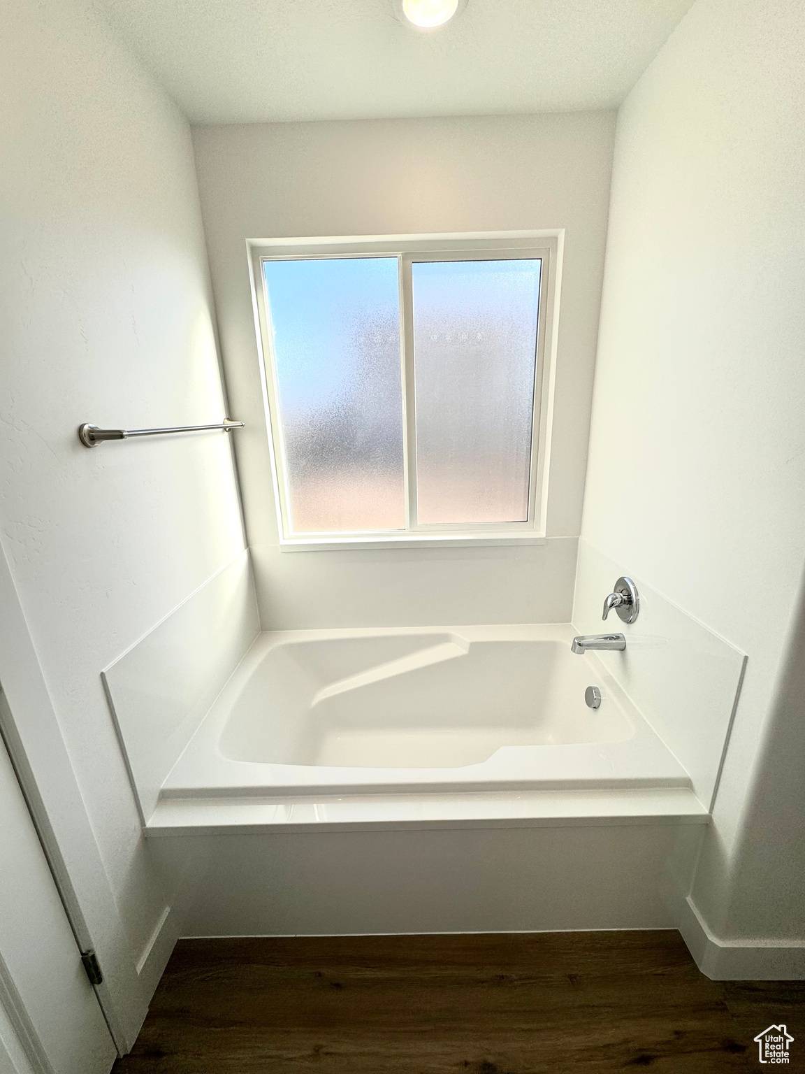 Eagle Mountain, UT 84005,2386 E BOXWOOD LN