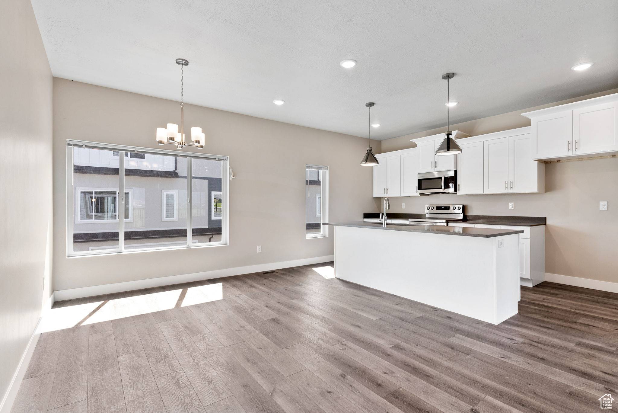 Hyrum, UT 84319,625 E 730 N