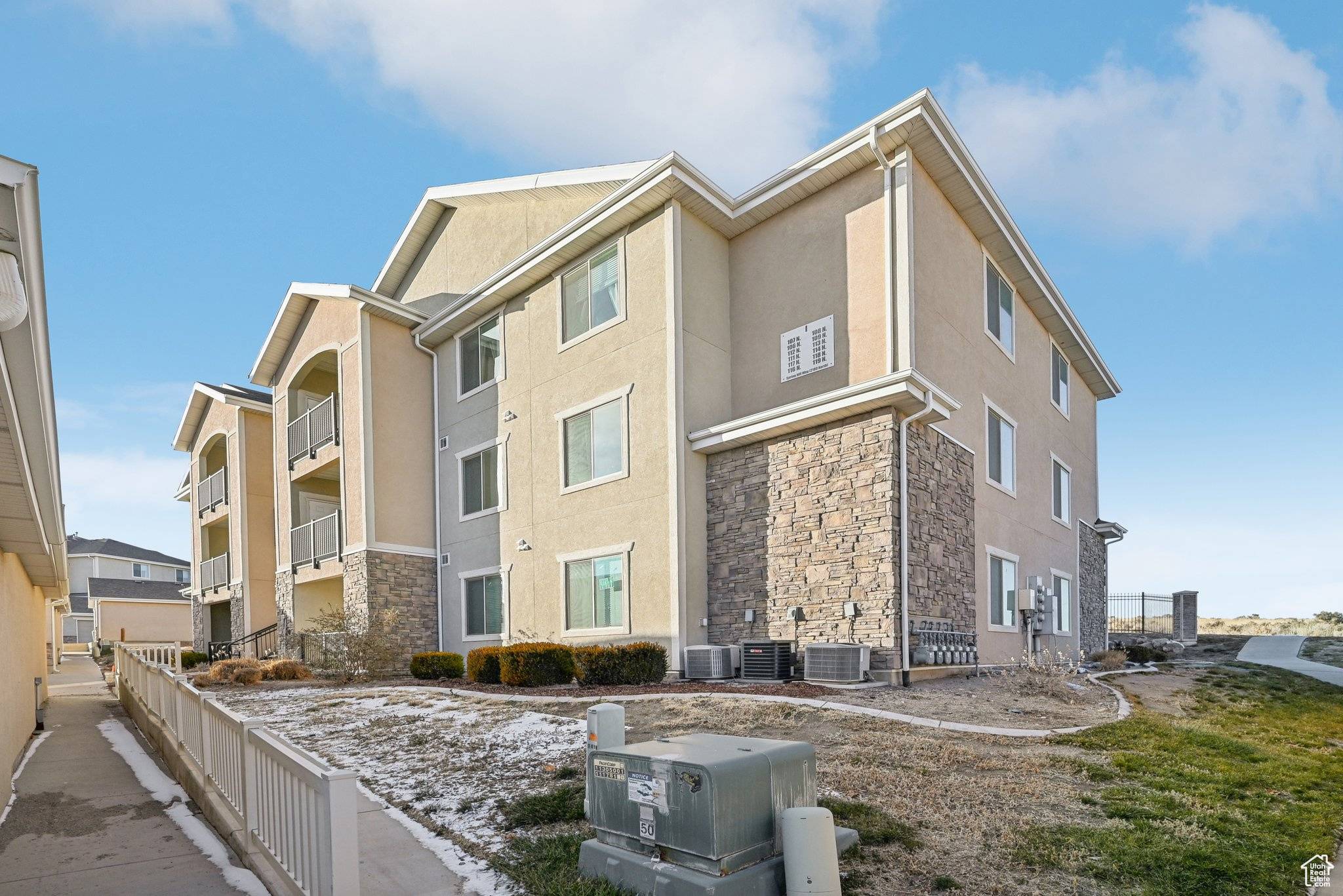 Saratoga Springs, UT 84045,118 W SPRING HILL WAY