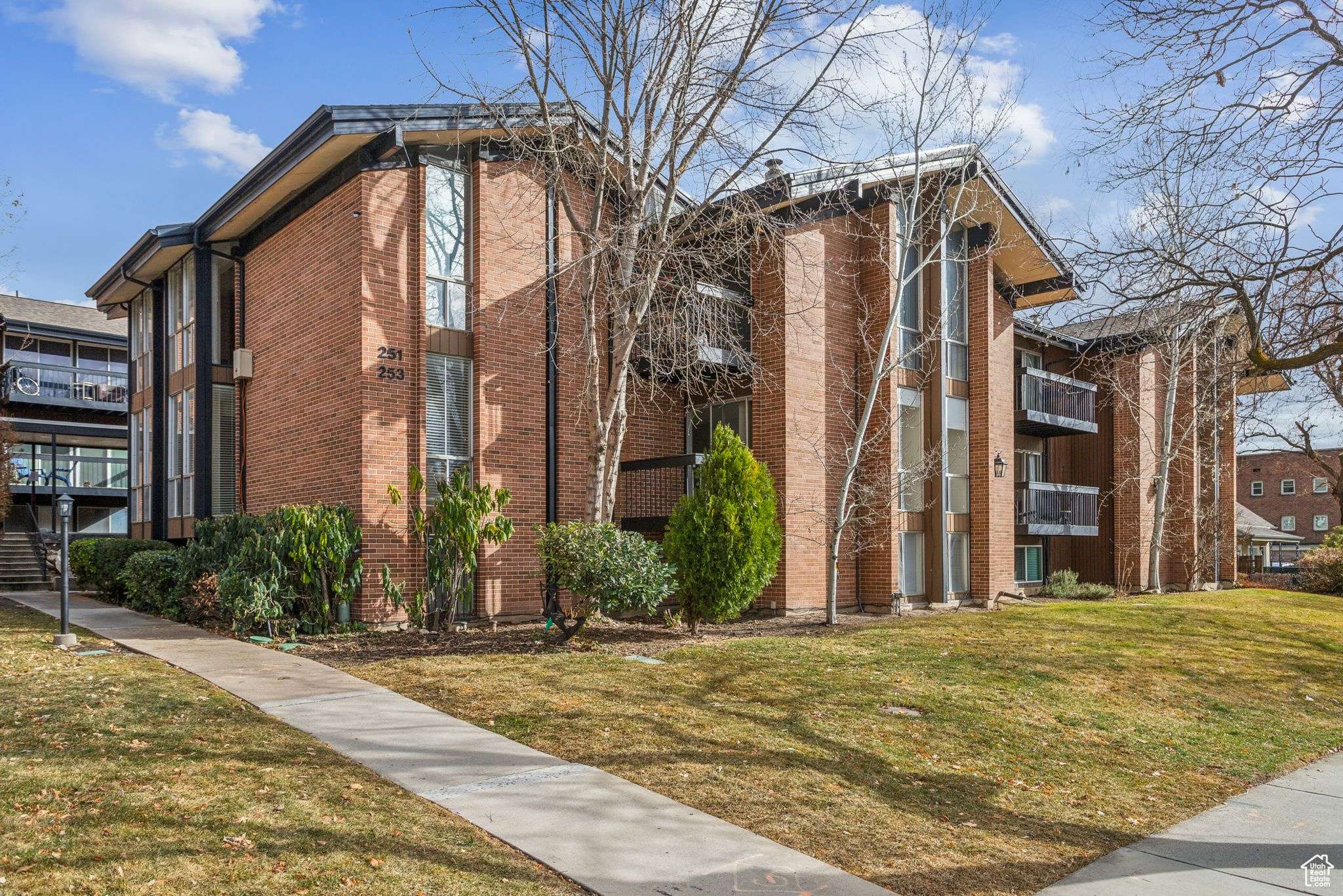 Salt Lake City, UT 84102,251 S 700 E #11