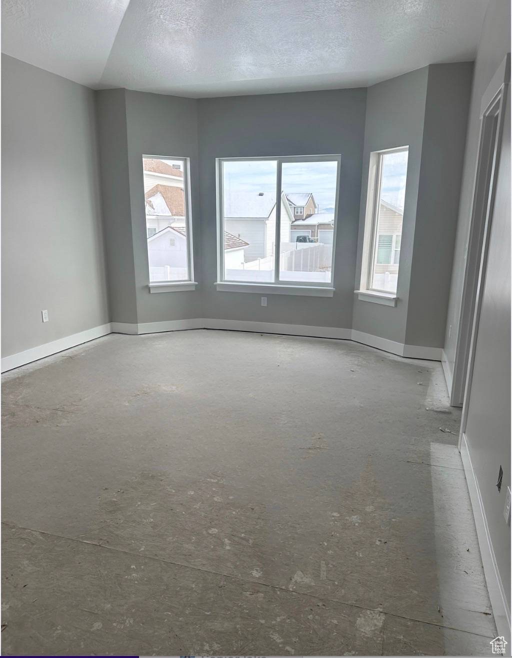 Vernal, UT 84078,851 S 350 W