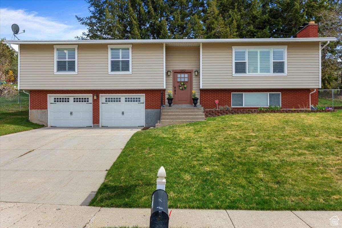 Bountiful, UT 84010,1352 CHOKECHERRY DR