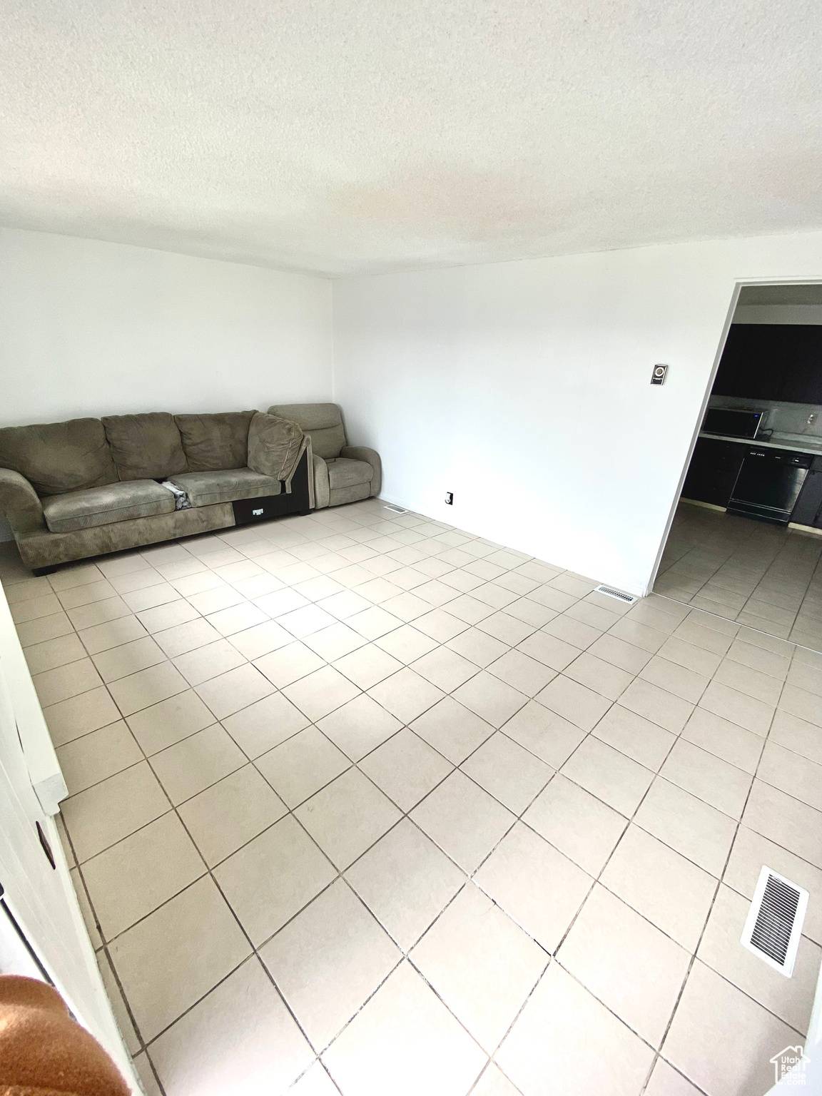 Kearns, UT 84118,5444 W BAILIFF DR S